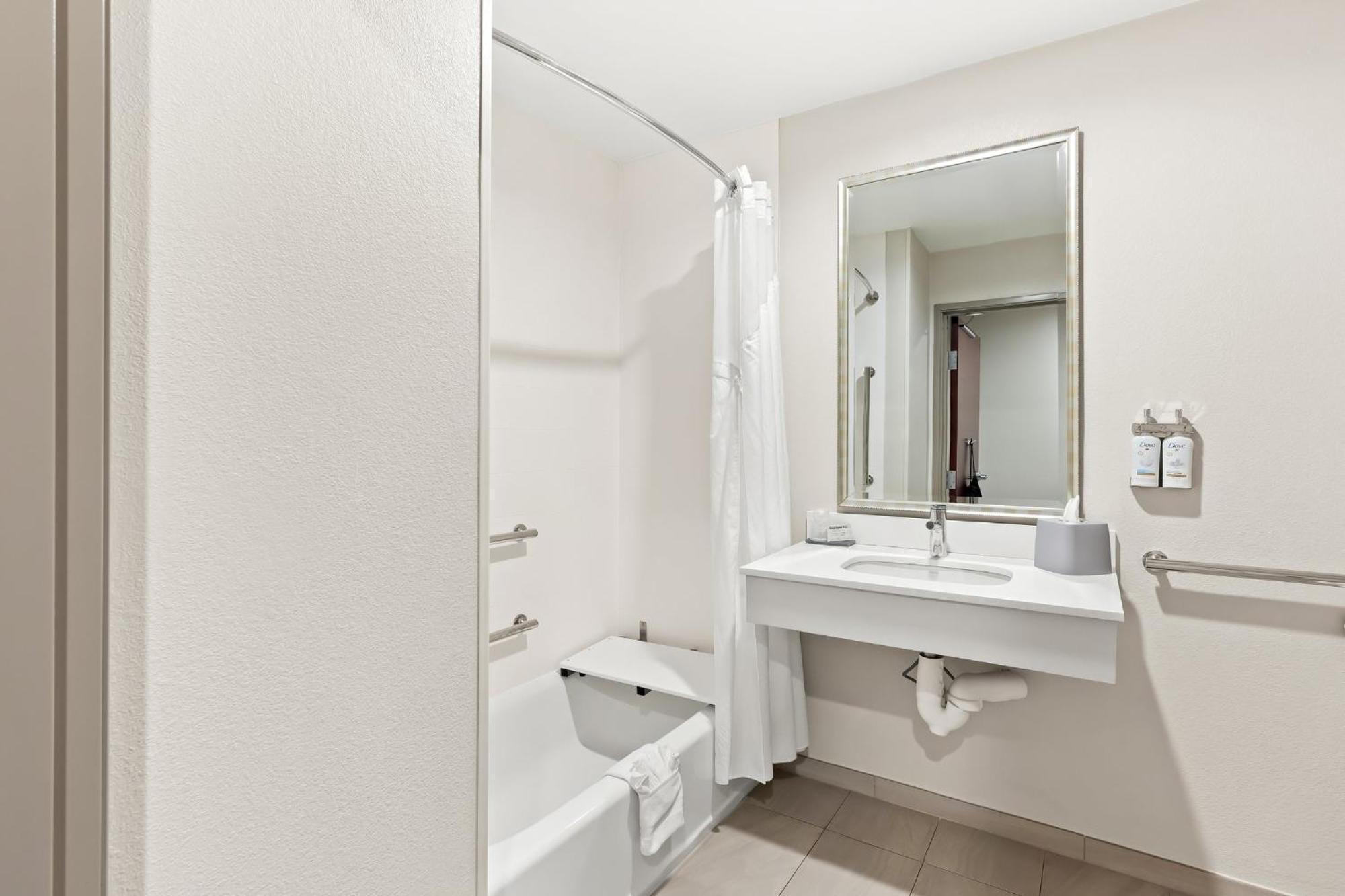 Holiday Inn Express & Suites Perry By Ihg Екстериор снимка