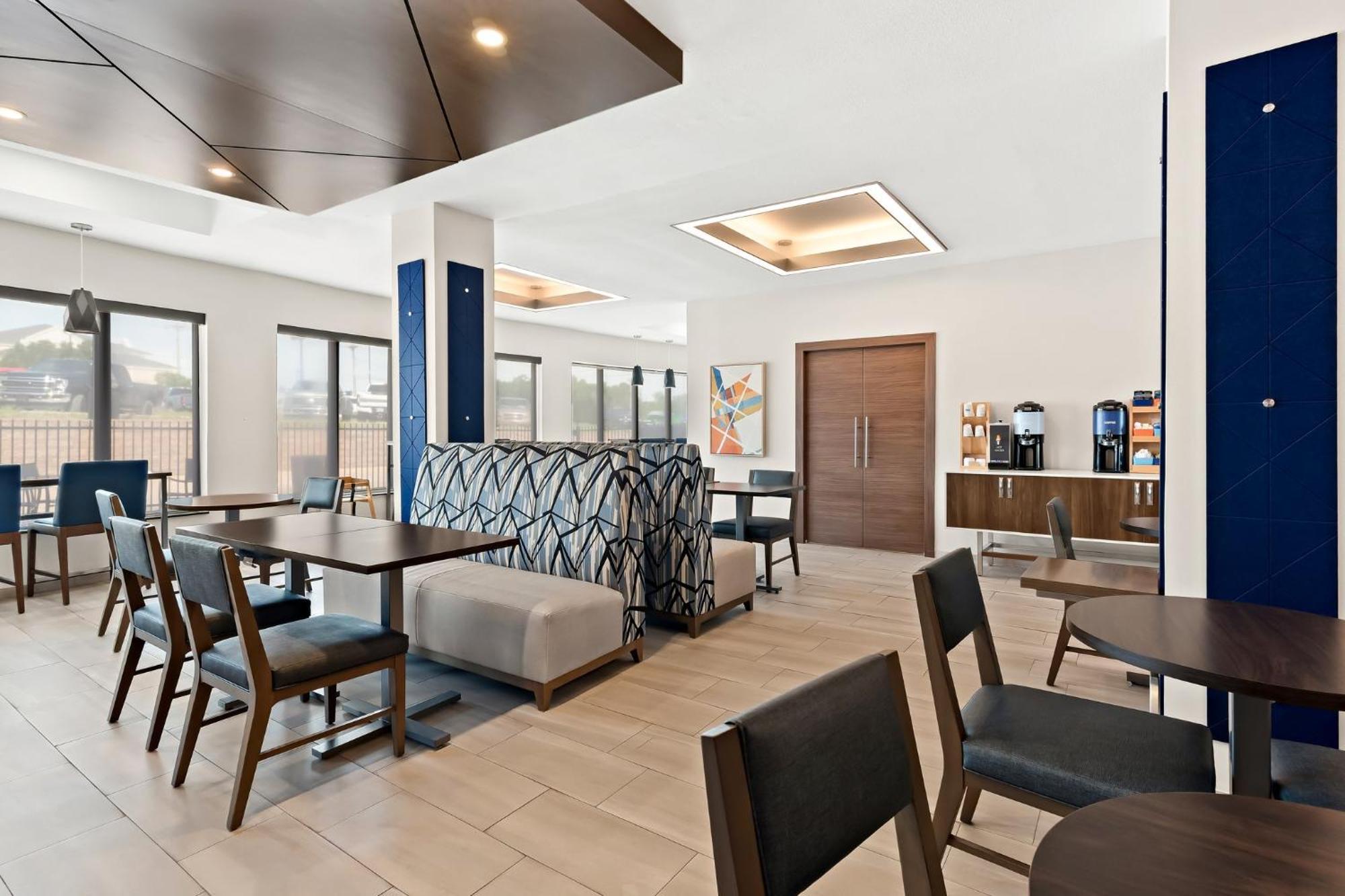 Holiday Inn Express & Suites Perry By Ihg Екстериор снимка