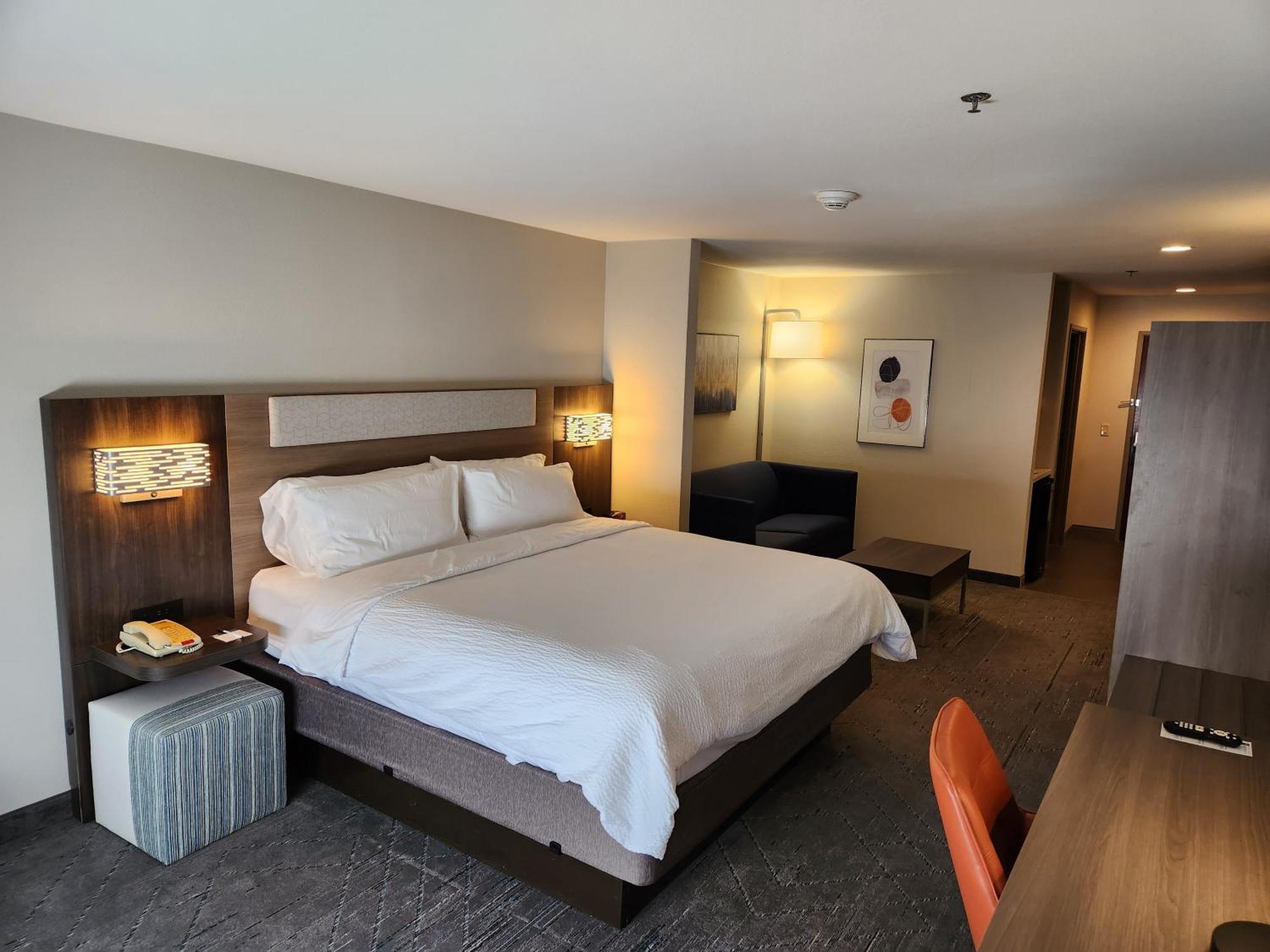 Holiday Inn Express & Suites Perry By Ihg Екстериор снимка